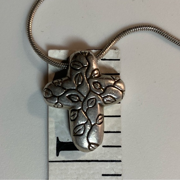 Bob Sieman Design Sterling Silver Cross Necklace - Picture 9 of 11